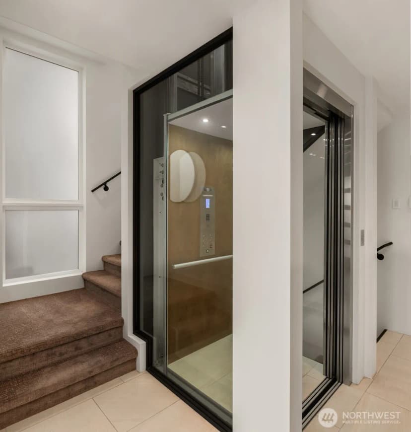 Property photo for 1400 Olympic Way W, Seattle photo 15