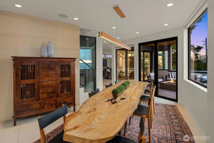 Property photo for 1400 Olympic Way W, Seattle photo 10
