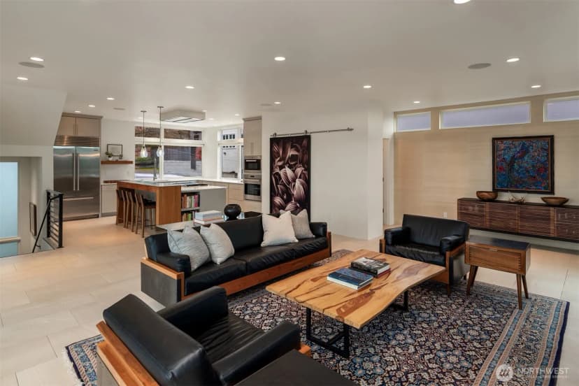 Property photo for 1400 Olympic Way W, Seattle photo 11