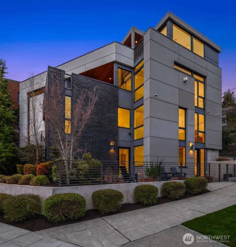 Property photo for 1400 Olympic Way W, Seattle photo 36