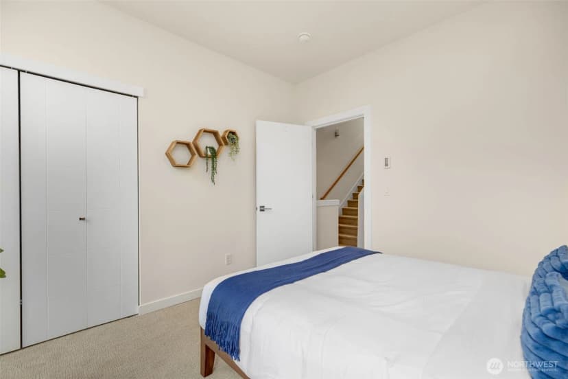 Property photo for 1645 22nd Avenue, Seattle photo 20