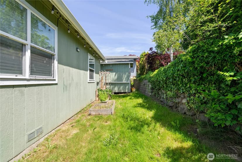Property photo for 37708 Vista Key Drive Ne, Hansville photo 24