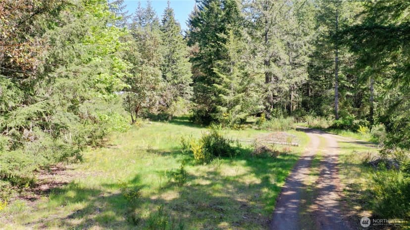 Property photo for 231 E Strong Road, Shelton photo 10