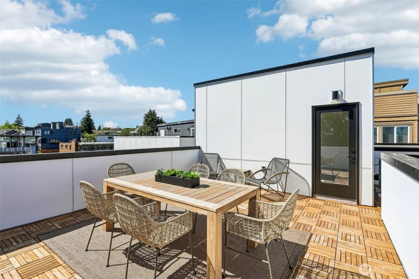 Property photo for 4425 Fremont Avenue N #a, Seattle photo 26