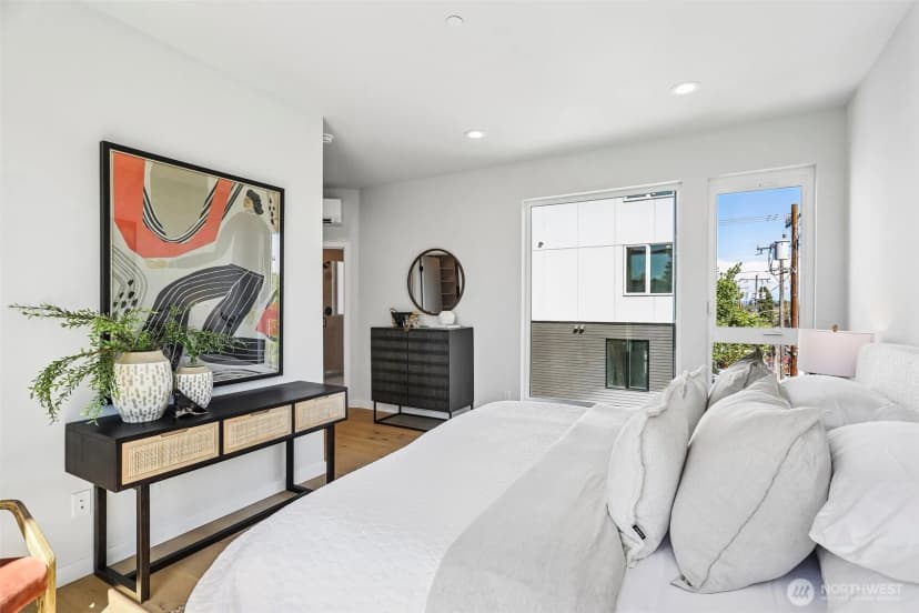 Property photo for 4425 Fremont Avenue N #a, Seattle photo 20