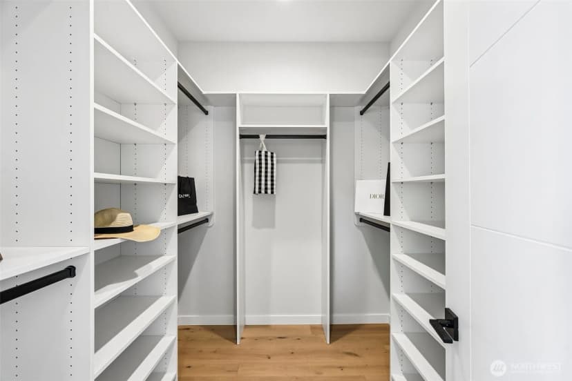 Property photo for 4425 Fremont Avenue N #a, Seattle photo 18