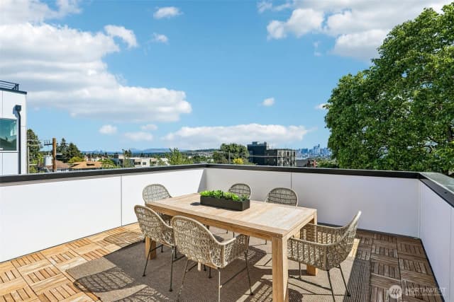 Property photo for 4425 Fremont Avenue N #a, Seattle
