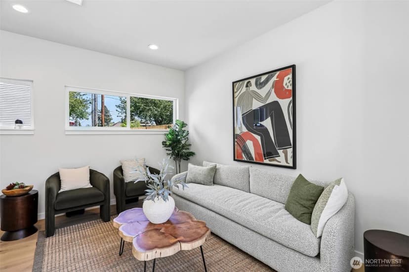 Property photo for 4425 Fremont Avenue N #a, Seattle photo 6