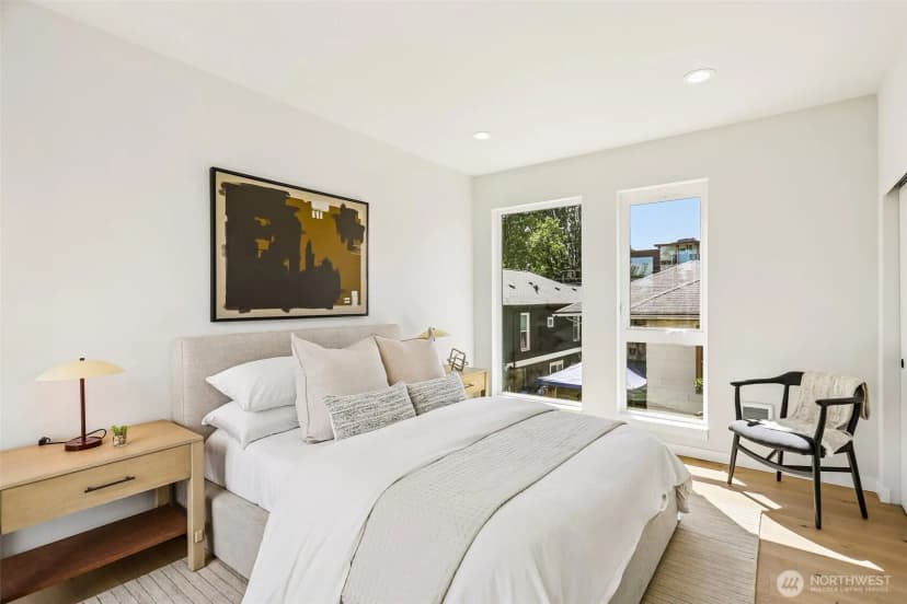 Property photo for 4425 Fremont Avenue N #a, Seattle photo 16