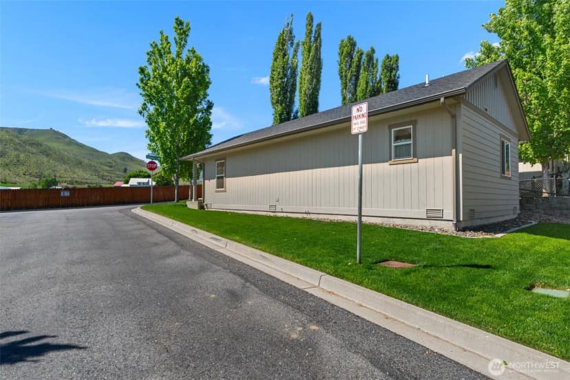 Property photo for 2152 Roper Lane, Wenatchee photo 28