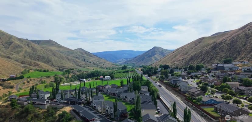 Property photo for 2152 Roper Lane, Wenatchee photo 35
