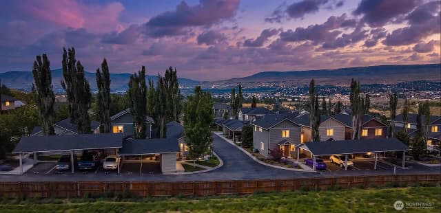 Property photo for 2152 Roper Lane, Wenatchee photo 2