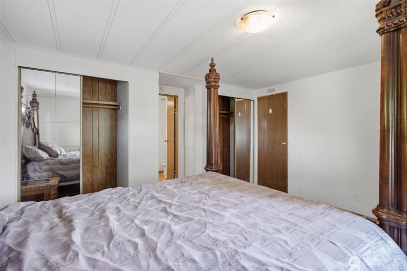 Property photo for 21817 107th Place Se #12, Kent photo 18