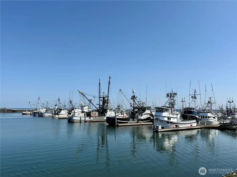 Property photo for 2855 S Forrest Street #203, Westport photo 37
