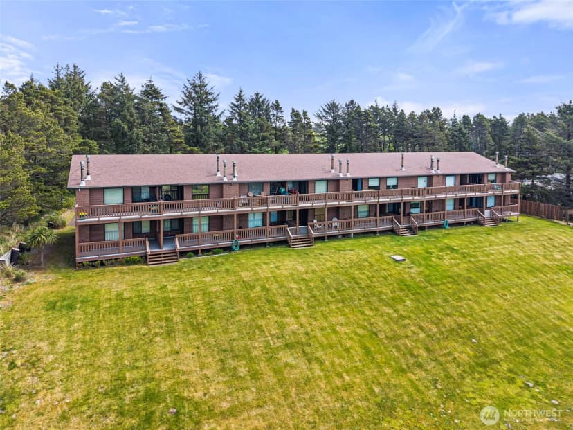 Property photo for 2855 S Forrest Street #203, Westport photo 32
