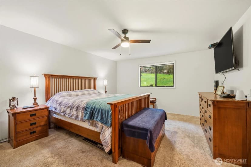 Property photo for 6830 Norma Beach Road, Edmonds photo 13