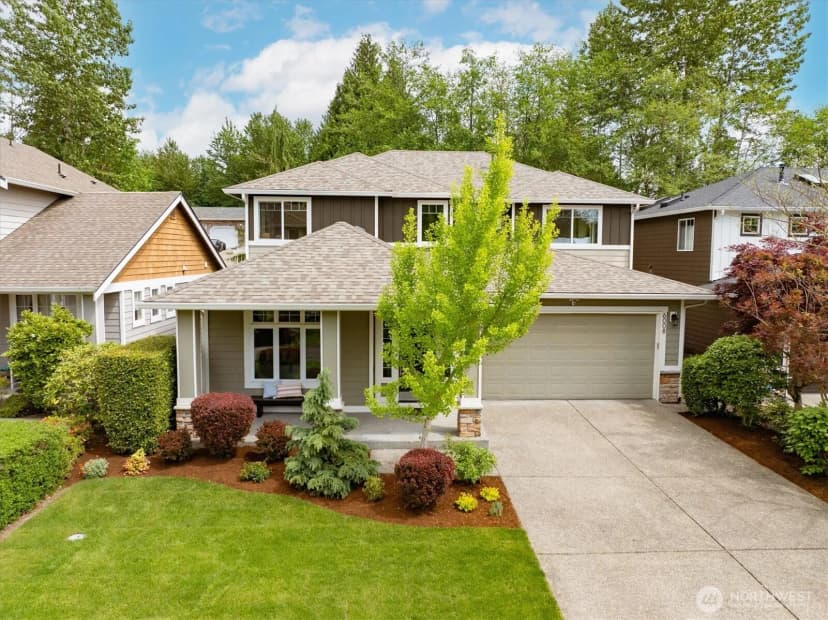 Property photo for 6008 Ne 1st Circle, Renton photo 2