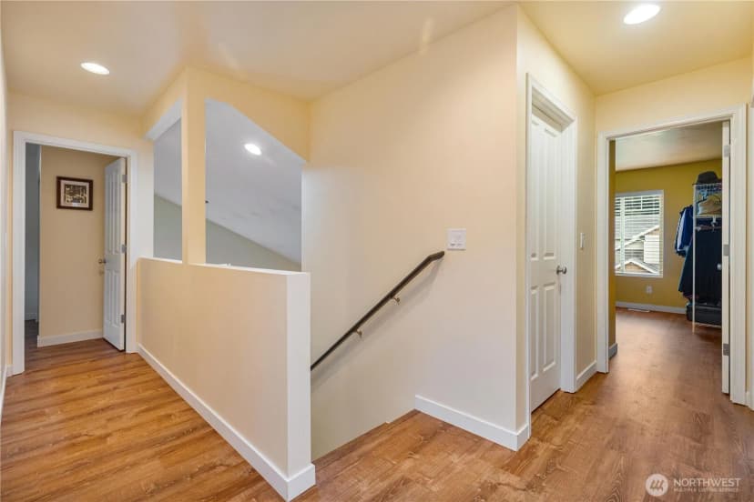 Property photo for 28104 Maple Ridge Way Se, Maple Valley photo 14