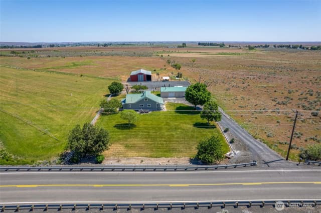 Property photo for 18253 Road B Nw, Ephrata photo 5