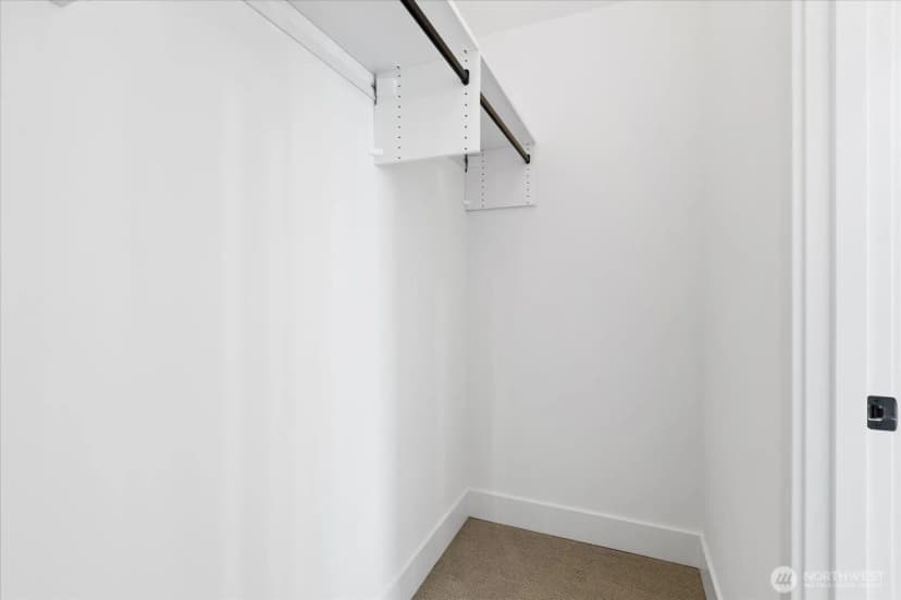 Property photo for 12044 Hiram Place Ne #b, Seattle photo 8