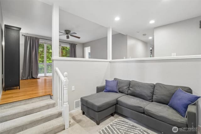 Property photo for 22330 Ne 28th Street, Sammamish photo 4