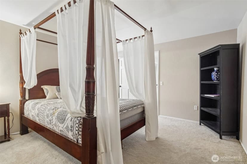 Property photo for 22330 Ne 28th Street, Sammamish photo 17