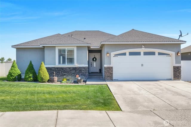 Property photo for 1645 E Madera Street, Othello