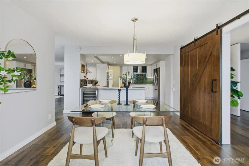 Property photo for 2100 3rd Avenue #2606, Seattle photo 15