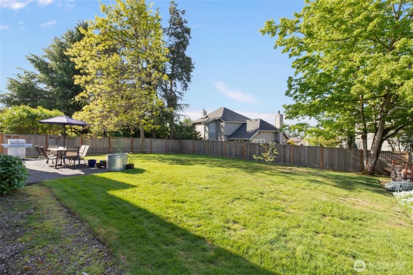 Property photo for 2423 240th Street Se, Bothell photo 35