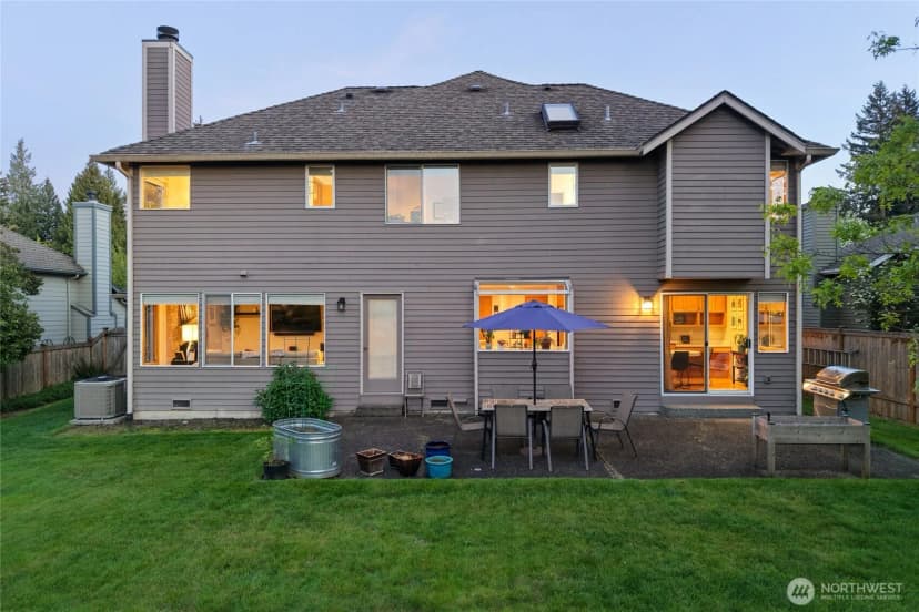 Property photo for 2423 240th Street Se, Bothell photo 31