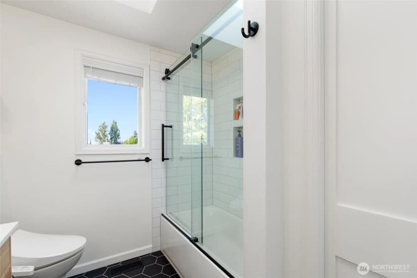 Property photo for 2423 240th Street Se, Bothell photo 30
