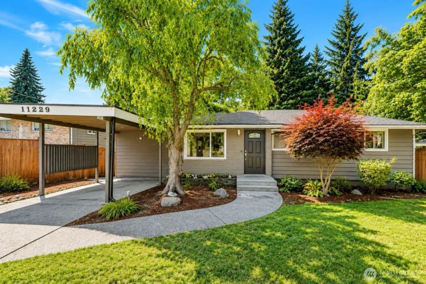 Property photo for 11229 29th Avenue Sw, Seattle