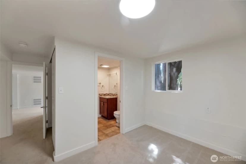 Property photo for 11229 29th Avenue Sw, Seattle photo 20
