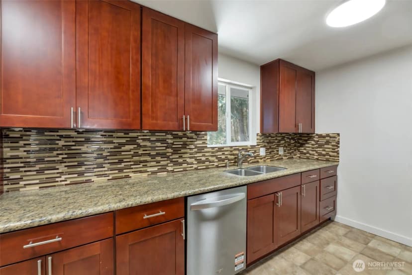 Property photo for 11229 29th Avenue Sw, Seattle photo 9