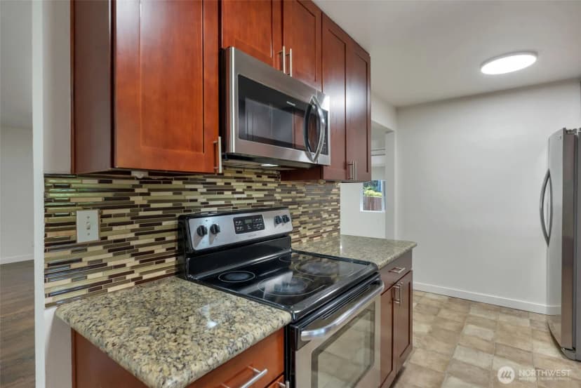 Property photo for 11229 29th Avenue Sw, Seattle photo 8