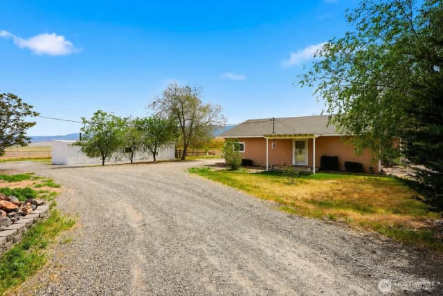 Property photo for 16800 State Hwy 241, Sunnyside photo 2