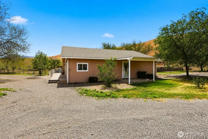 Property photo for 16800 State Hwy 241, Sunnyside photo 40