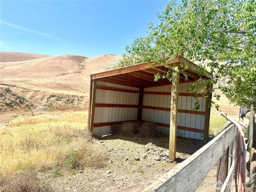 Property photo for 16800 State Hwy 241, Sunnyside photo 33