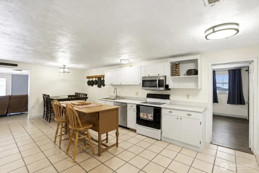 Property photo for 16800 State Hwy 241, Sunnyside photo 7