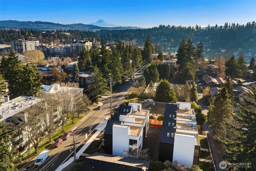 Property photo for 415 99th Avenue Ne, Bellevue photo 38
