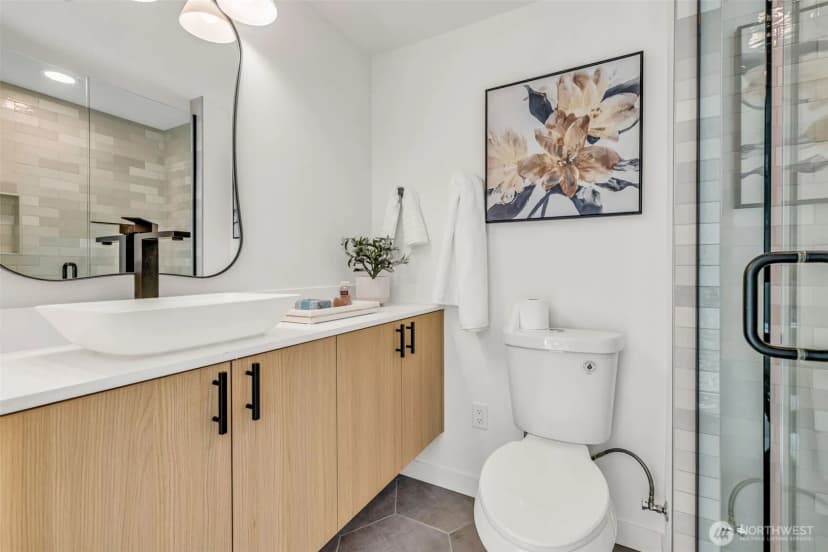 Property photo for 4404 S Othello St # D, Seattle photo 12