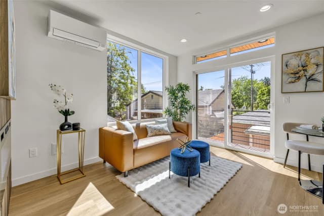 Property photo for 4404 S Othello St # D, Seattle photo 4