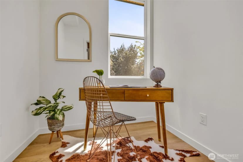 Property photo for 4404 S Othello St # D, Seattle photo 15
