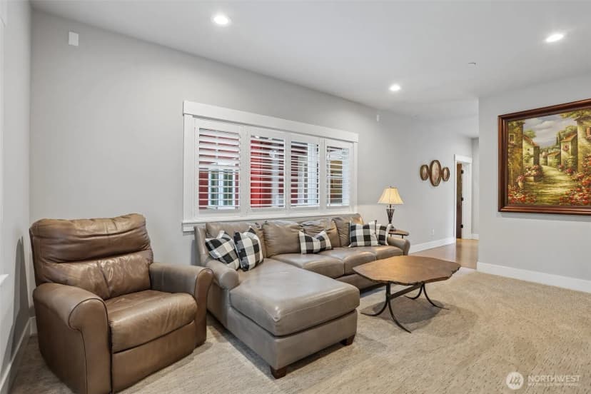Property photo for 24827 Ne 80th Street, Redmond photo 17