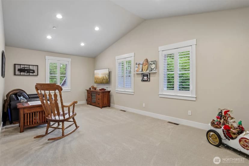 Property photo for 24827 Ne 80th Street, Redmond photo 30
