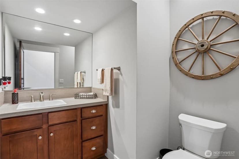 Property photo for 24827 Ne 80th Street, Redmond photo 9