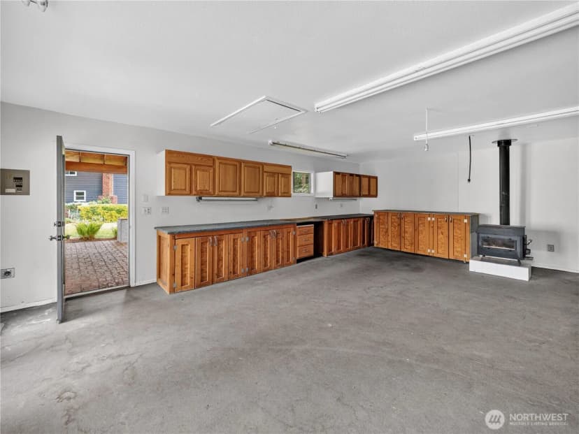 Property photo for 3306 217th Place Se, Sammamish photo 32