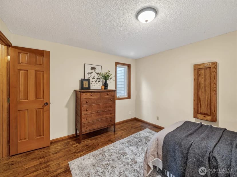 Property photo for 3306 217th Place Se, Sammamish photo 20