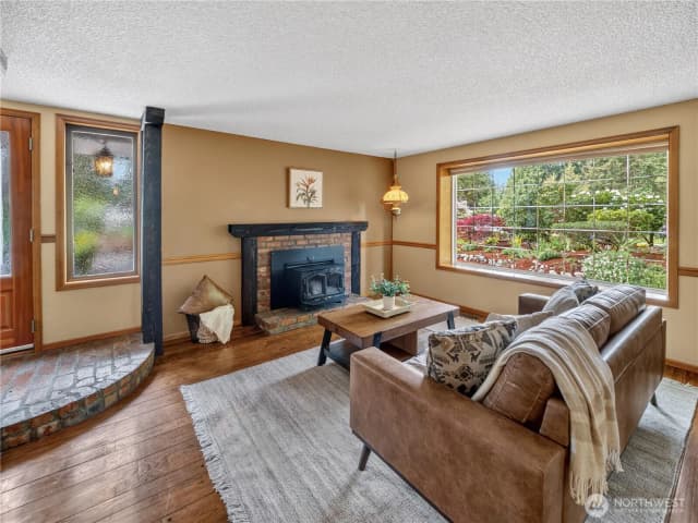 Property photo for 3306 217th Place Se, Sammamish photo 4