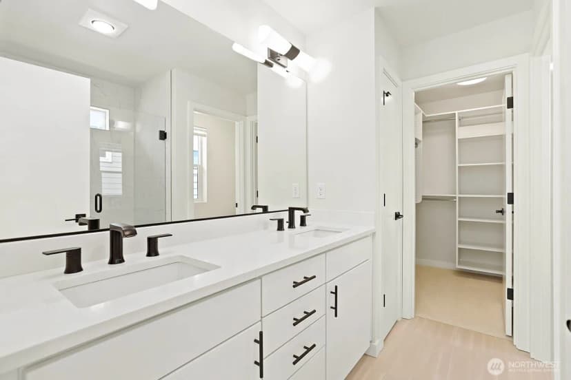 Property photo for 22503 70th Place W, Mountlake Terrace photo 25
